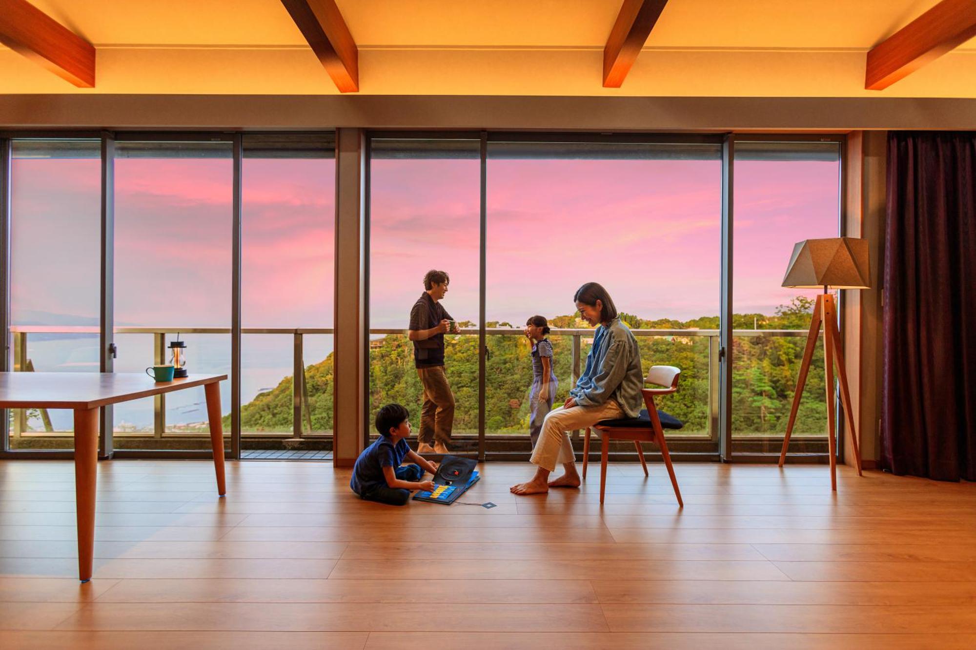 Suite Villa Ocean View Minami-Atami أتامي المظهر الخارجي الصورة